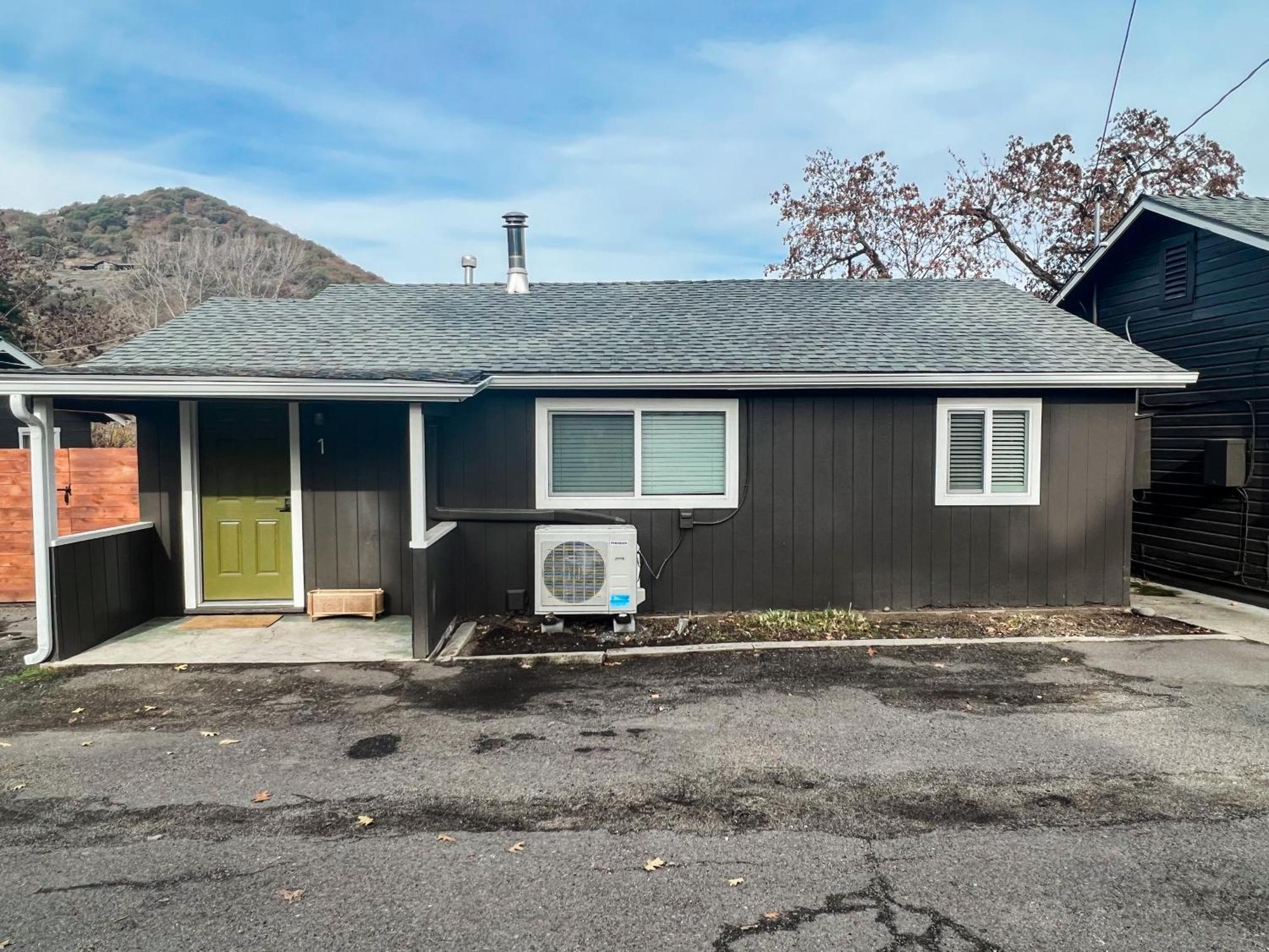 Waterfront River Apartments Rogue River المظهر الخارجي الصورة